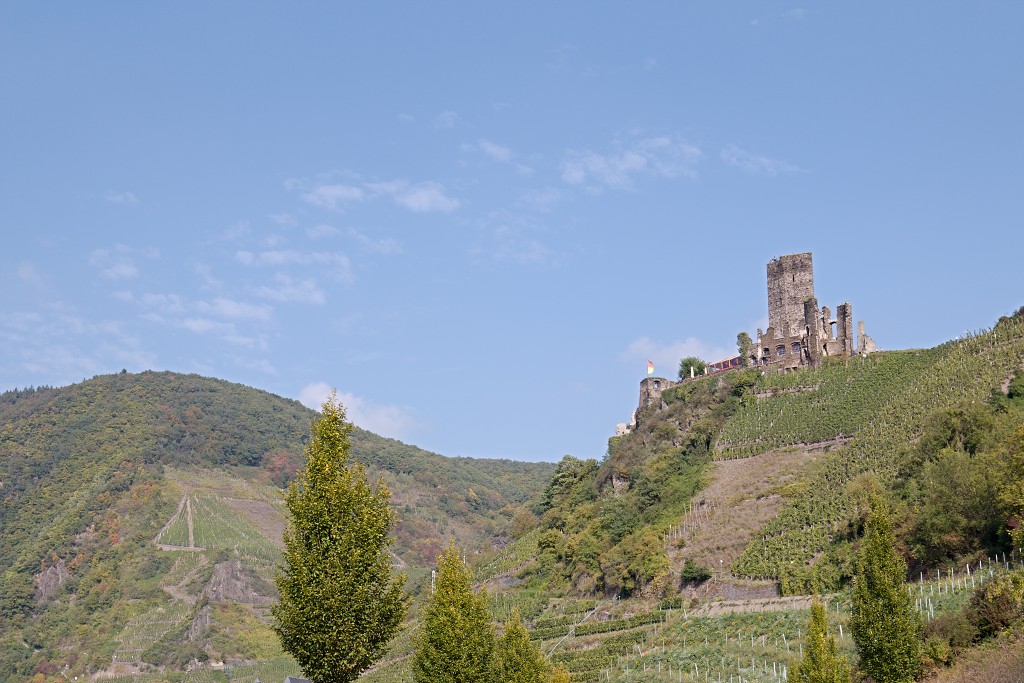 beilstein duitsland rijnland cochem moezel Burg Metternich Sint-Jozefkerk Rijnland-Palts wijngaarden Landkreis Cochem-Zell kasteel schloss burcht slot